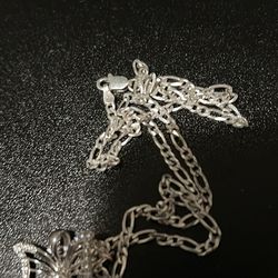 .925 Beautiful Chain And Butterfly Diamond Pendant Genuine Diamonds Paid 550$ At Zales