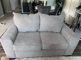 Couche for sale