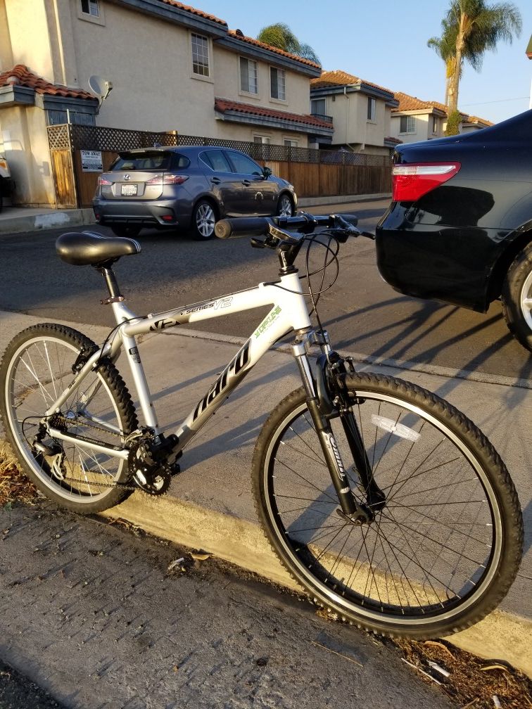HARO V2 Mountain Bike!