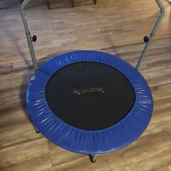 Small trampoline 