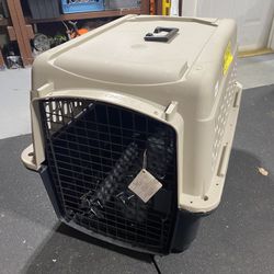 ✈️ Airline-Approved Hard-Shell Pet Carrier – Great Choice Medium 28” 🐶 Heavy-duty crate perfect for travel or home use — built tough for safety and c