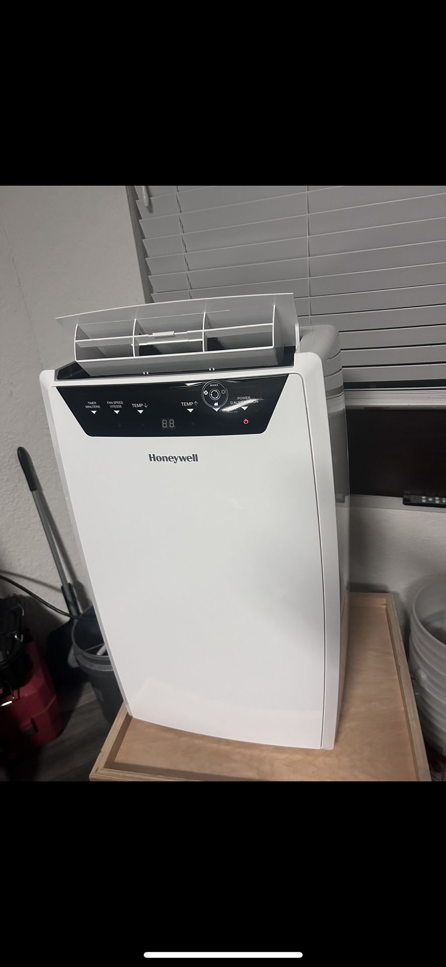 Honeywell Portable Air Conditioner 