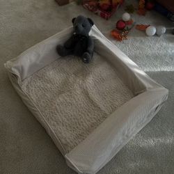 New Plush Dog Bed, Different Size And Color Available 