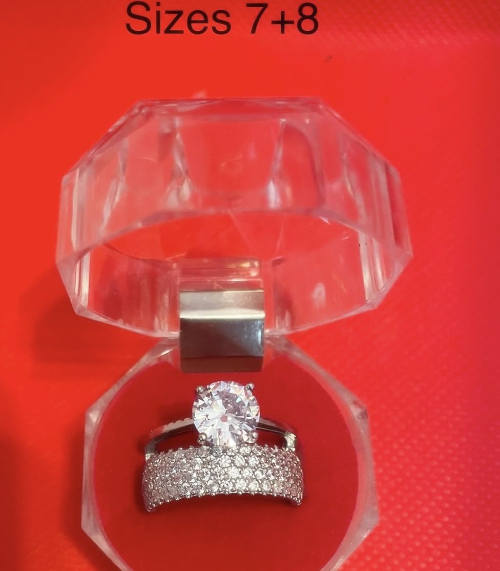 Engagement Rings With Box