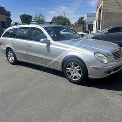 2004 Mercedes Benz E-320