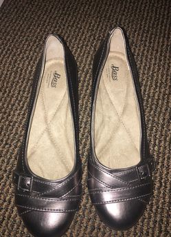 BASS brand new ladies shoes 81/2