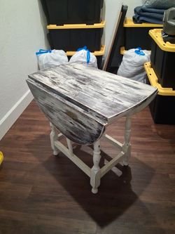 Distressed White Wood Drop-Leaf Table