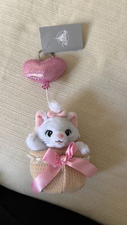 Tokyo Disney aristocats Marie pink heart keychain bag charm