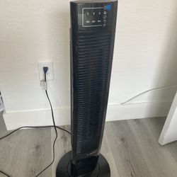 Tower Fan Oscillating - Remote Controlled