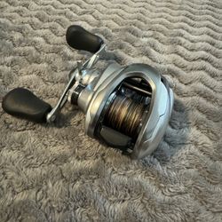 Shimano Tranx 151 Hg Fishing Reel. Like New. 