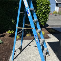 Step Ladder