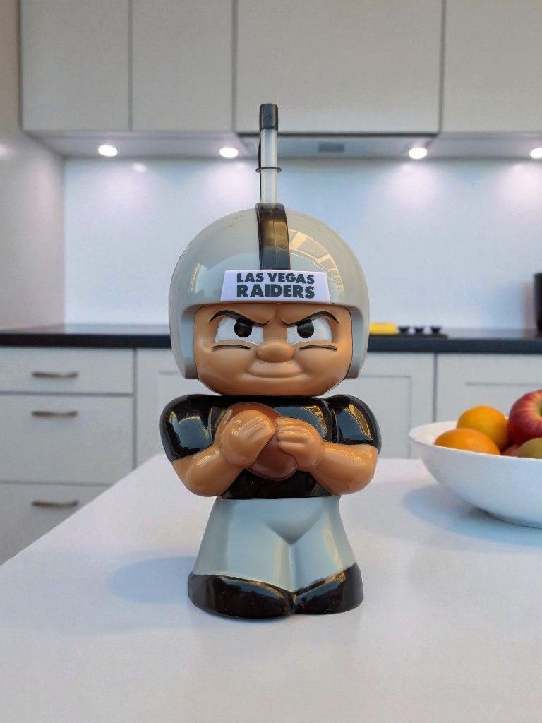 Las Vegas Raiders NFL Big Sip Character Cup