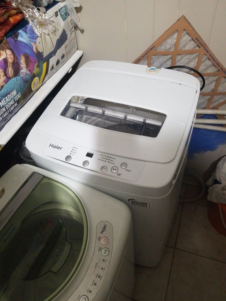 Set  Washer And Dreyer  Mobiles