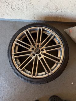 245/35/20 4 tires and rims set