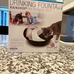 Raindrop Pet Drinking Fountain