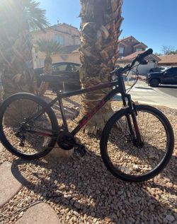 Huffy Rangeline Mountain Bike – Excellent Condition