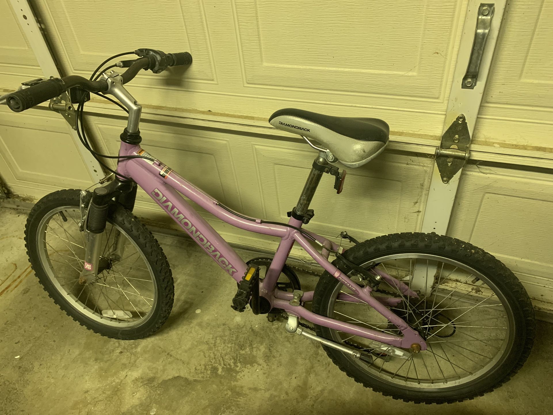 Diamondback Octane 20 Inch Girls bike