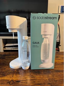 SodaStream Gaia Sparkling Water Maker with CO₂ Cylinder & Box