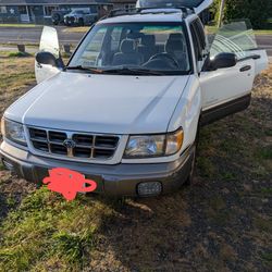1999 Subaru Forester
