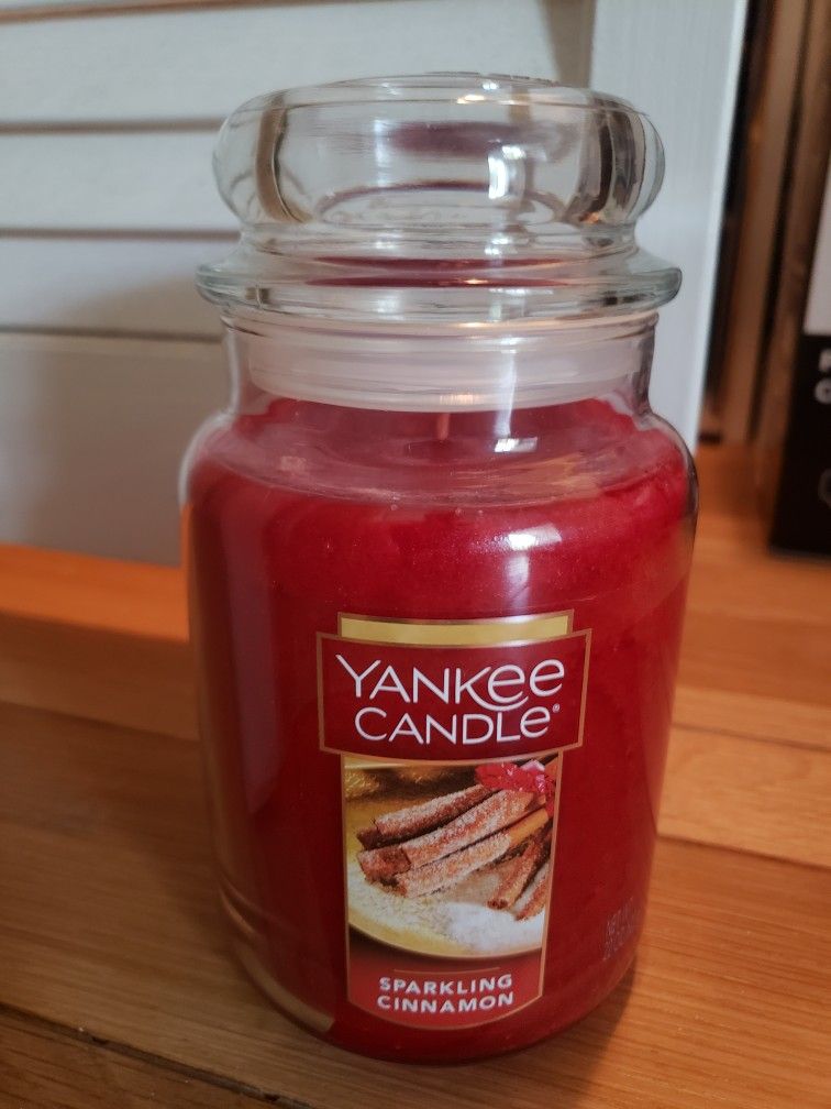 YANKEE CANDLE