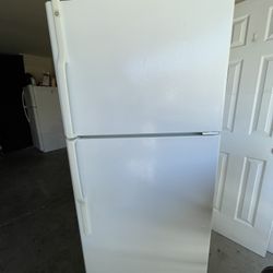 Whirlpool Refrigerator 