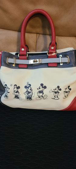 $15.00 Disney, Mickey & Minnie Purse  needs Tl.C