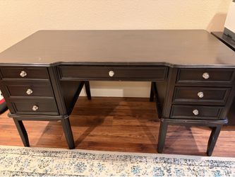 Executive office desk