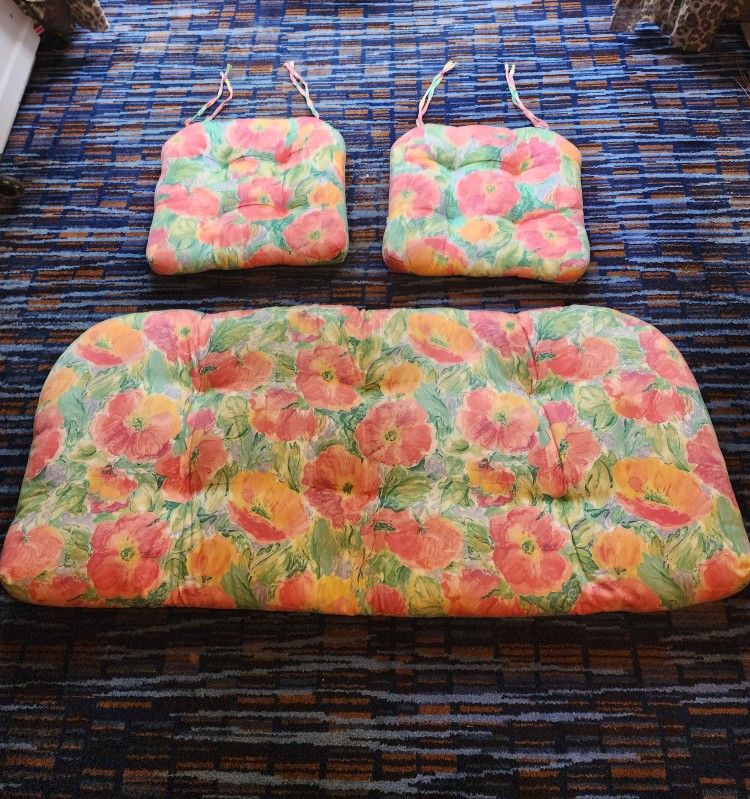 Outdoor/Indoor 3 Pcs. Cushion set