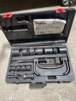 Snap on ball joint kit