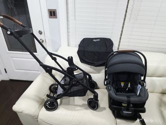Graco Gomax Next Gen Travel System, Car Seat Stroller Combo, Rear Facing Infant Car Seat, Compact Stroller for Travel