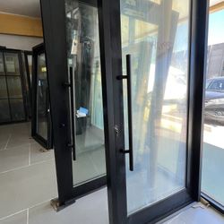 Glass Entry Door 45x95 Has Key Handles