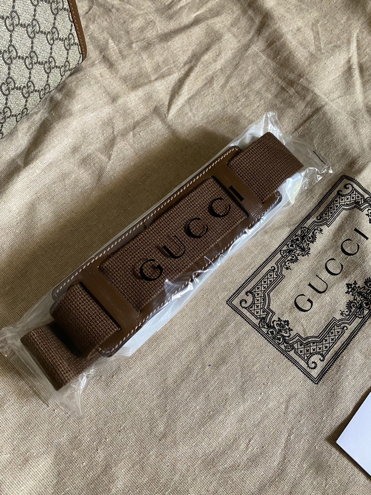 Gucci Bag Medium tote with Interlocking G