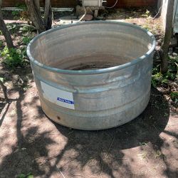 2 Stock Tanks