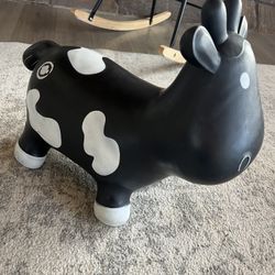 Trumpette HOWDY Inflatable Rubber Ride On Hopper Bouncy Toy black