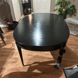 French Antique Oval Dinning Table 