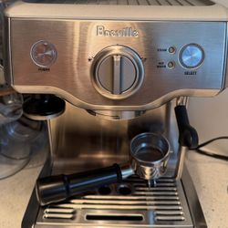 Breville Espresso Machine – Like New Condition ☕️