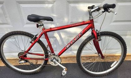 Giant Yukon Aluminum Mountain Bike 
