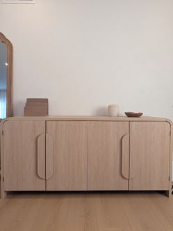 Walker Edison 64" Modern Coastal Oak Sideboard Buffet/TV Stand/Entryway Console