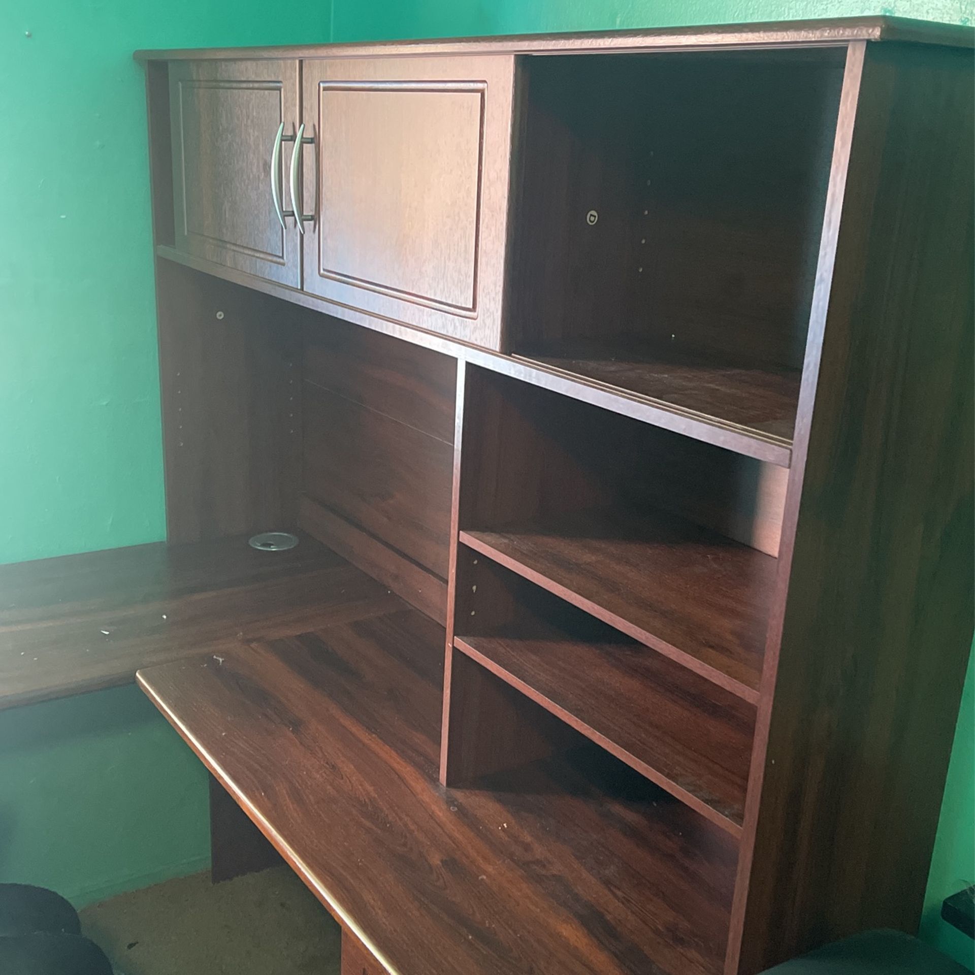 Office Desk And Chair