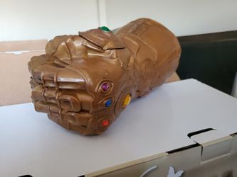 MARVEL THANOS GAUNTLET