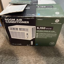 6150 BTU GE Air Conditioner 