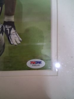 PSA/DNA Certified Autographed Football Player Photo