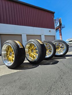 Wheels 17x9 5 lugs new rims and tires