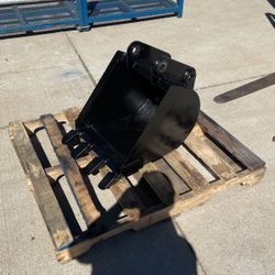 20 IN MINI EXCAVATOR BUCKET 