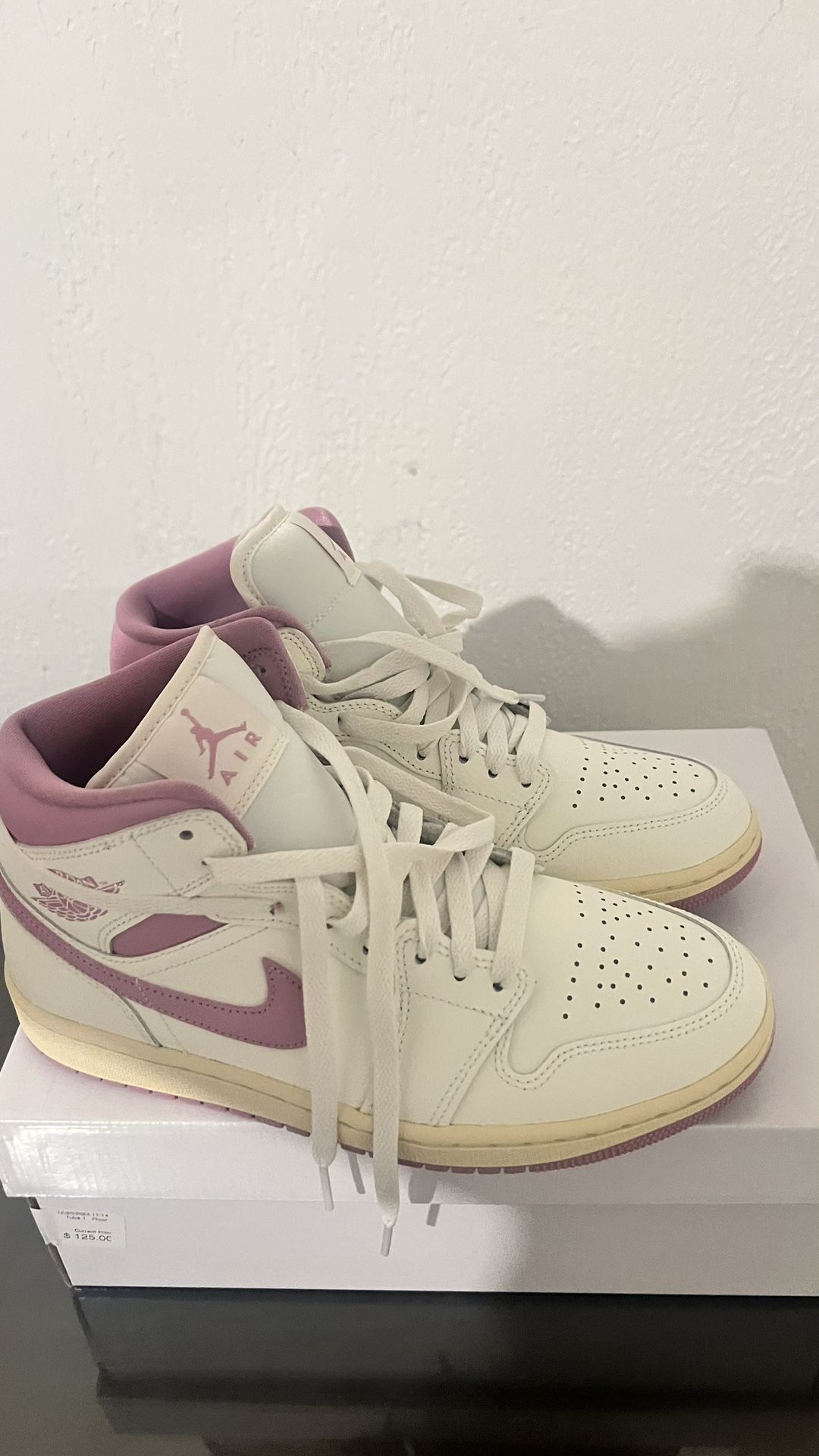 Nike Aid Jordan 1 Mid