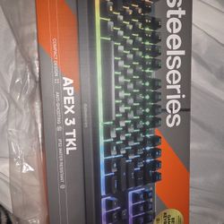 Brand New Gaming  Light Up Keyboard 