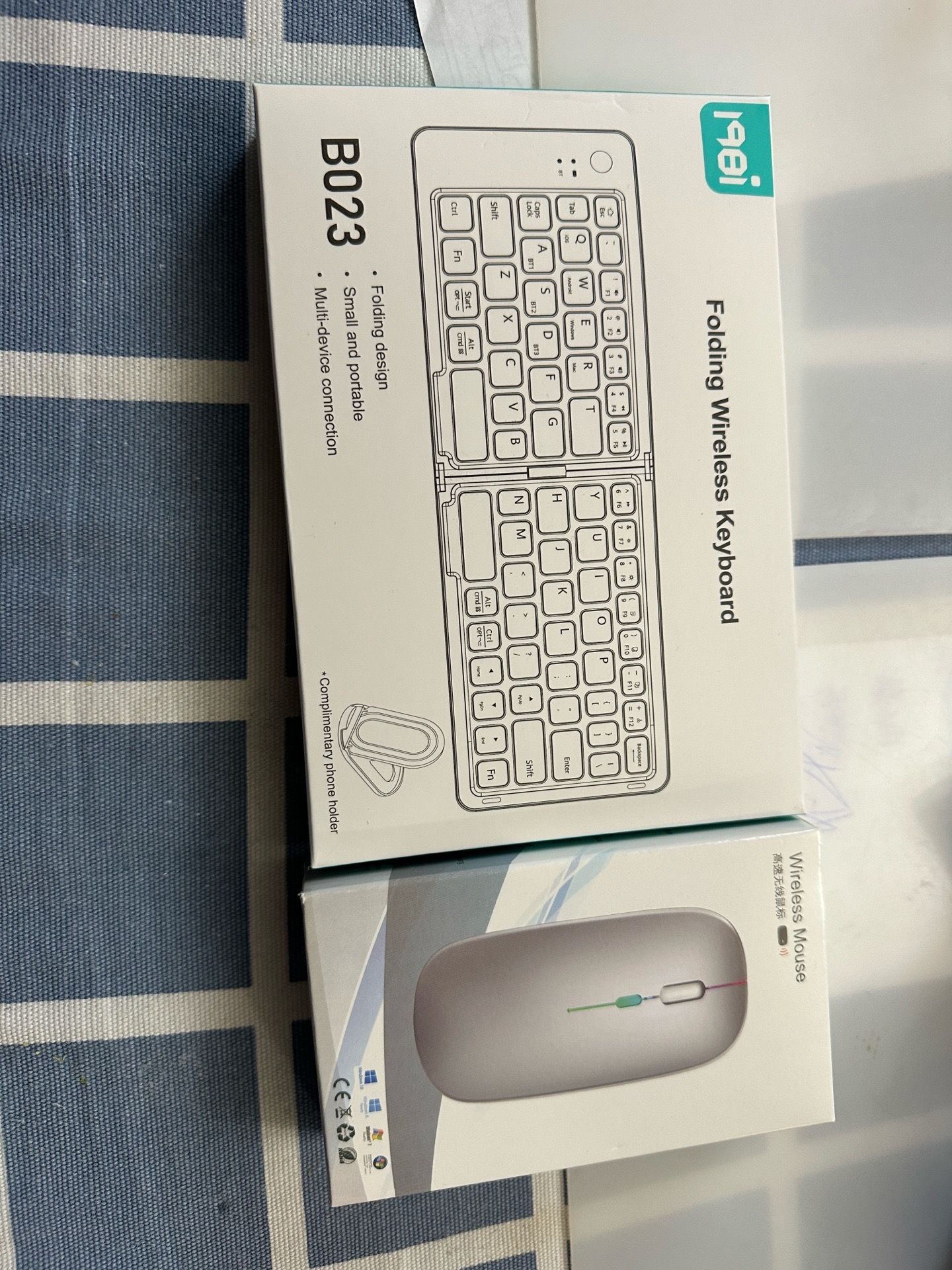New Folding Bluetooth Keyboard & Wireless Mouse Combo with Stand