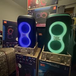 JBL >< Partybox 120 >< Portable Bluetooth Party Speaker, Wireless Mic, LED Light Show, JBL Pro Sound
