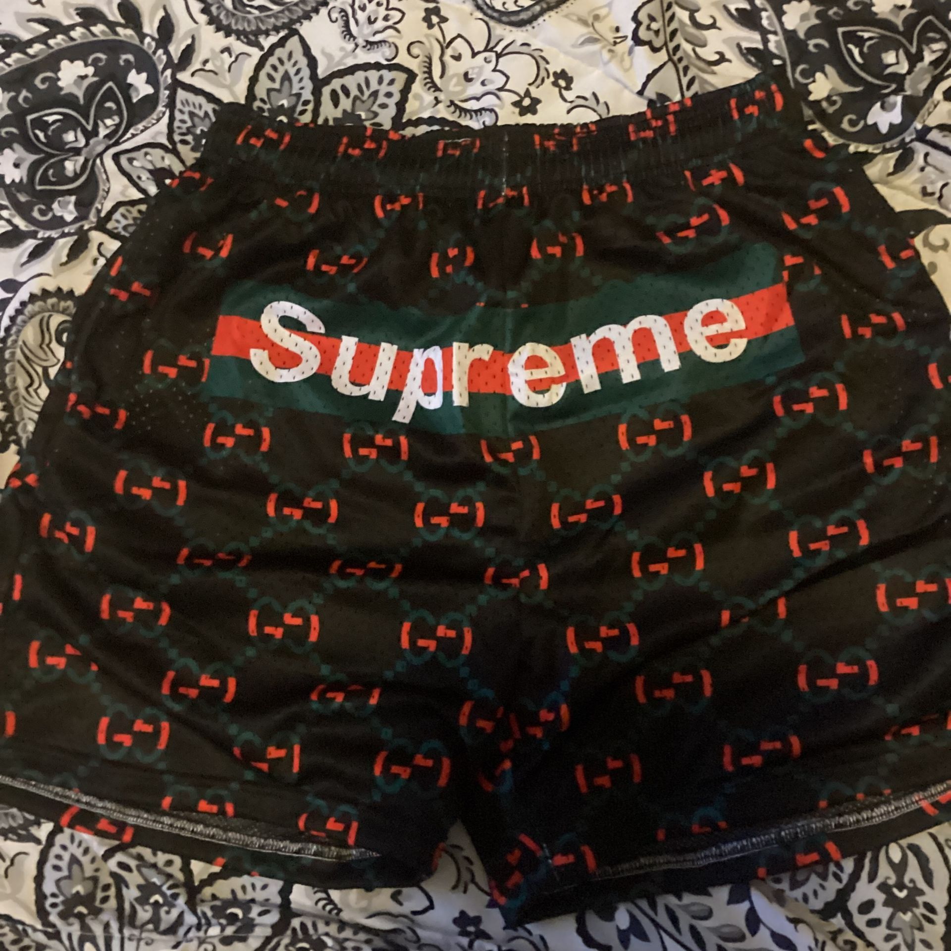 Men Supreme Shorts