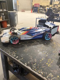 Arrma limitless 120 8s, spektrum s2200 and lipos